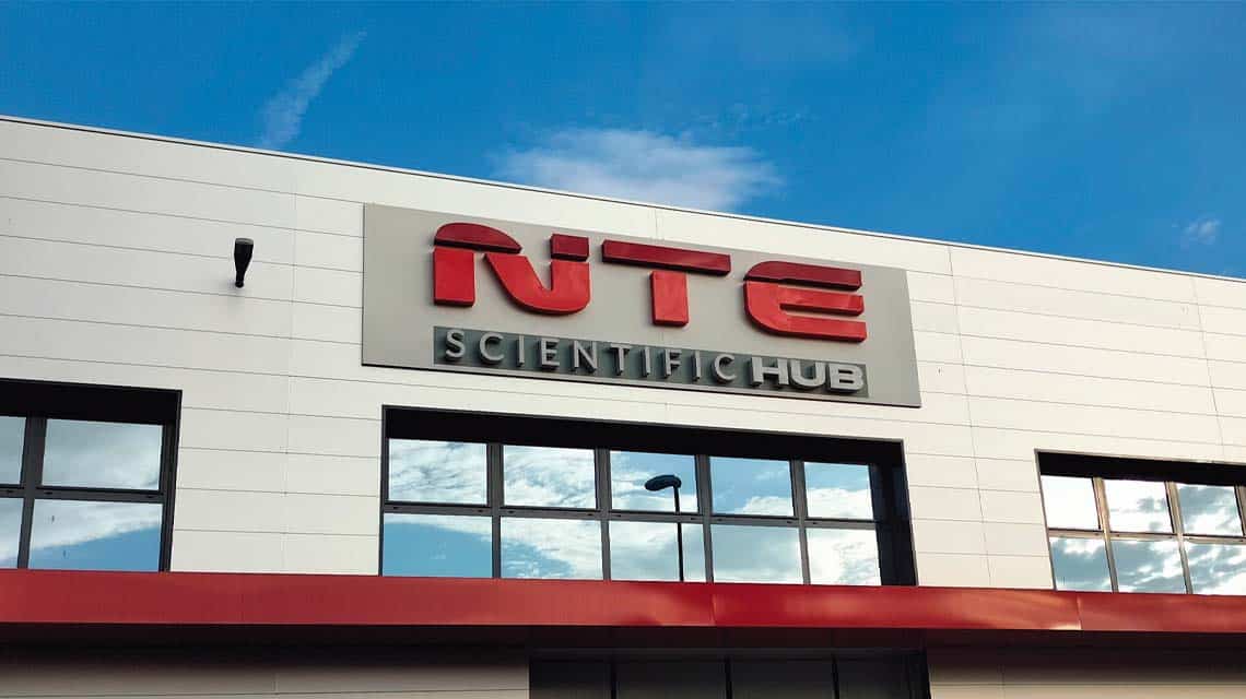 Insegne luminose a gorgonzola e gessate